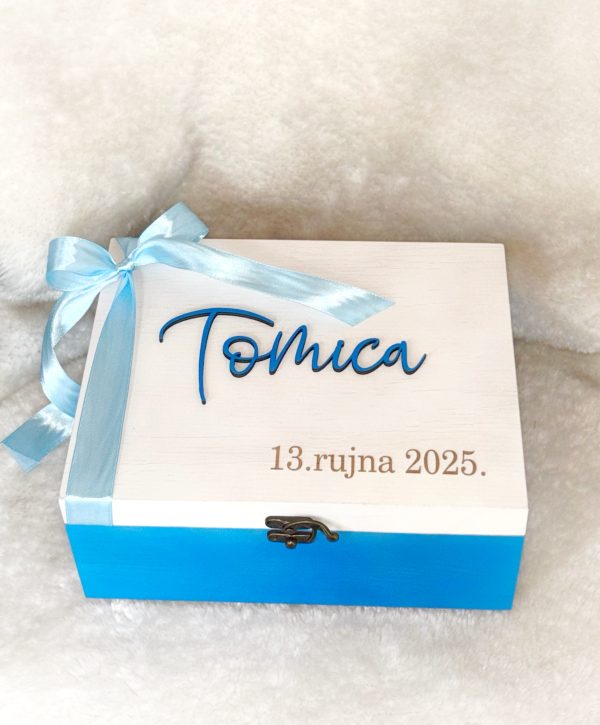 Drvena personalizirana kutija – Unikatni poklon s dušom